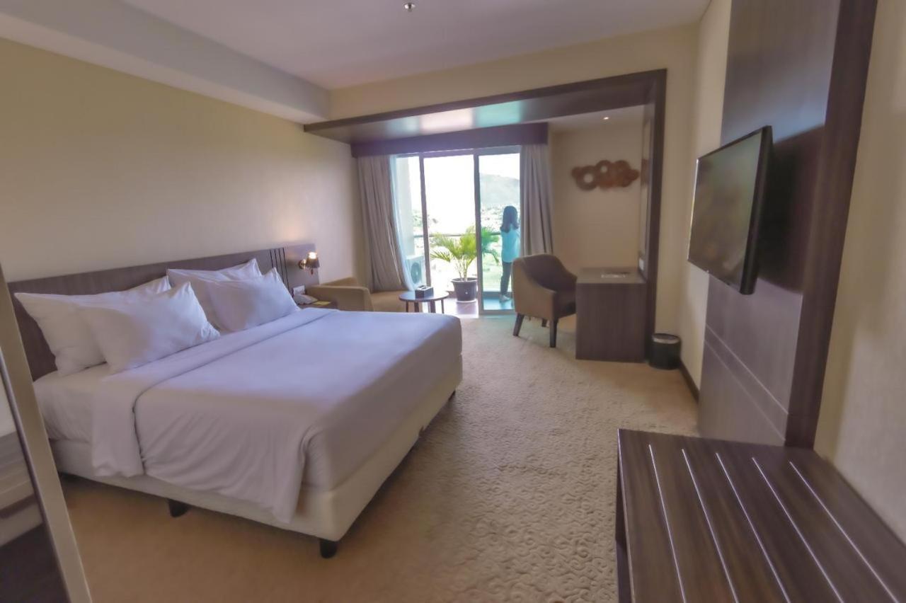 Labersa Hotel & Convention Center Toba Balige Zewnętrze zdjęcie
